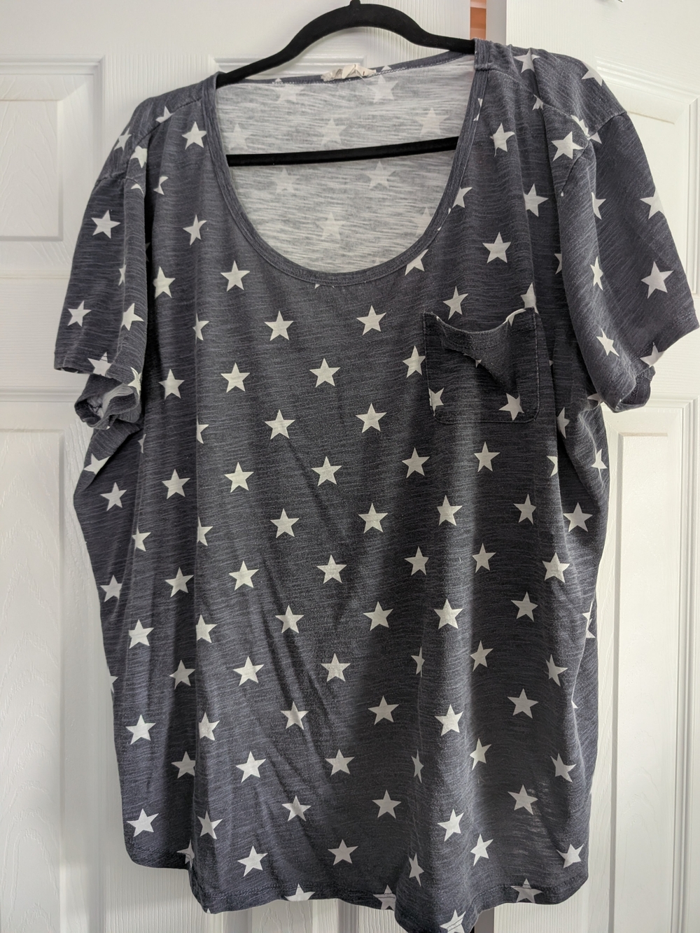 Casual Star Print Scoop Neck Top - Gray